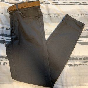 Zara Men's Grey Slim Fit Pants With Belt